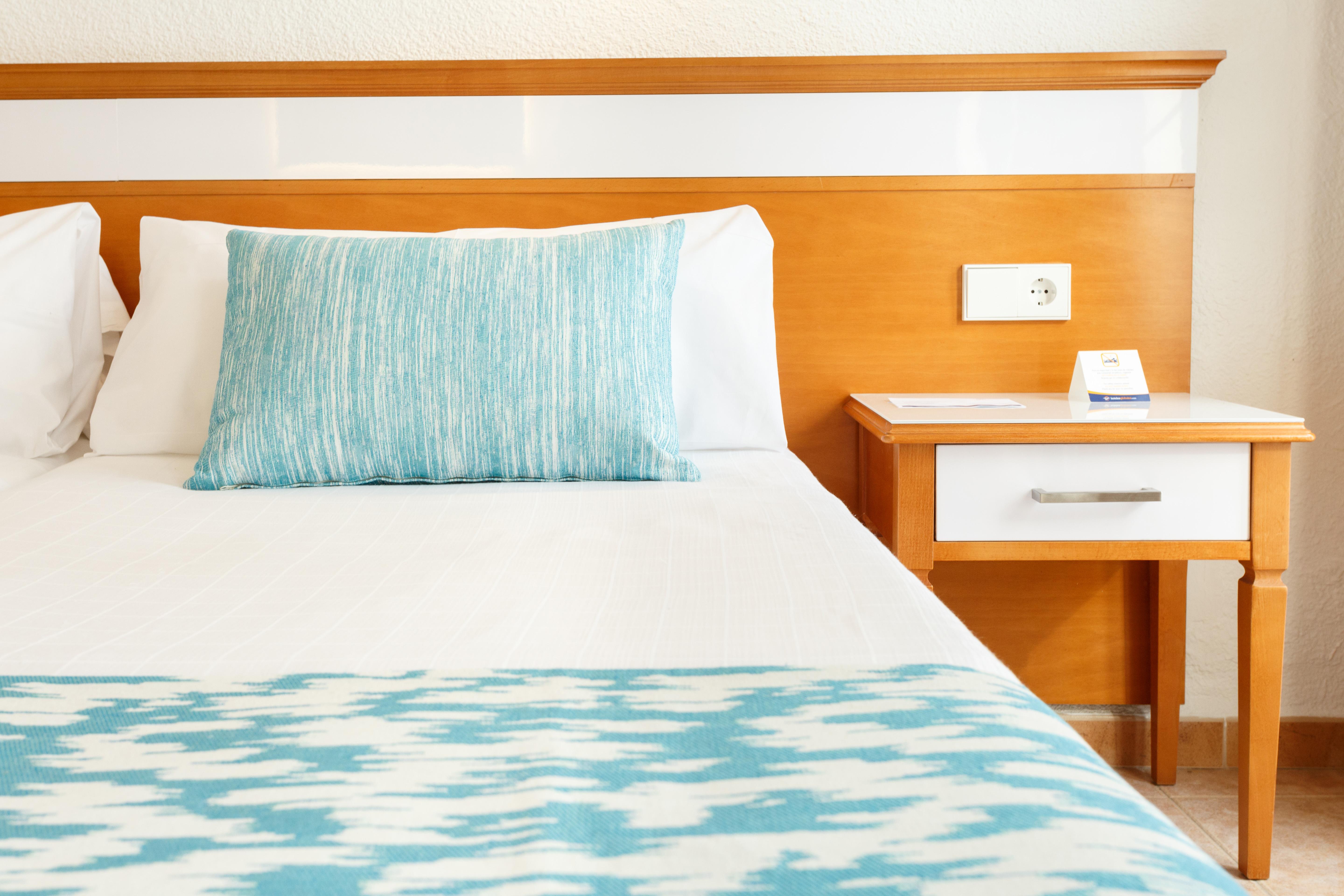 Globales Pueblo Andaluz Hotell San Pedro de Alcántara Exteriör bild