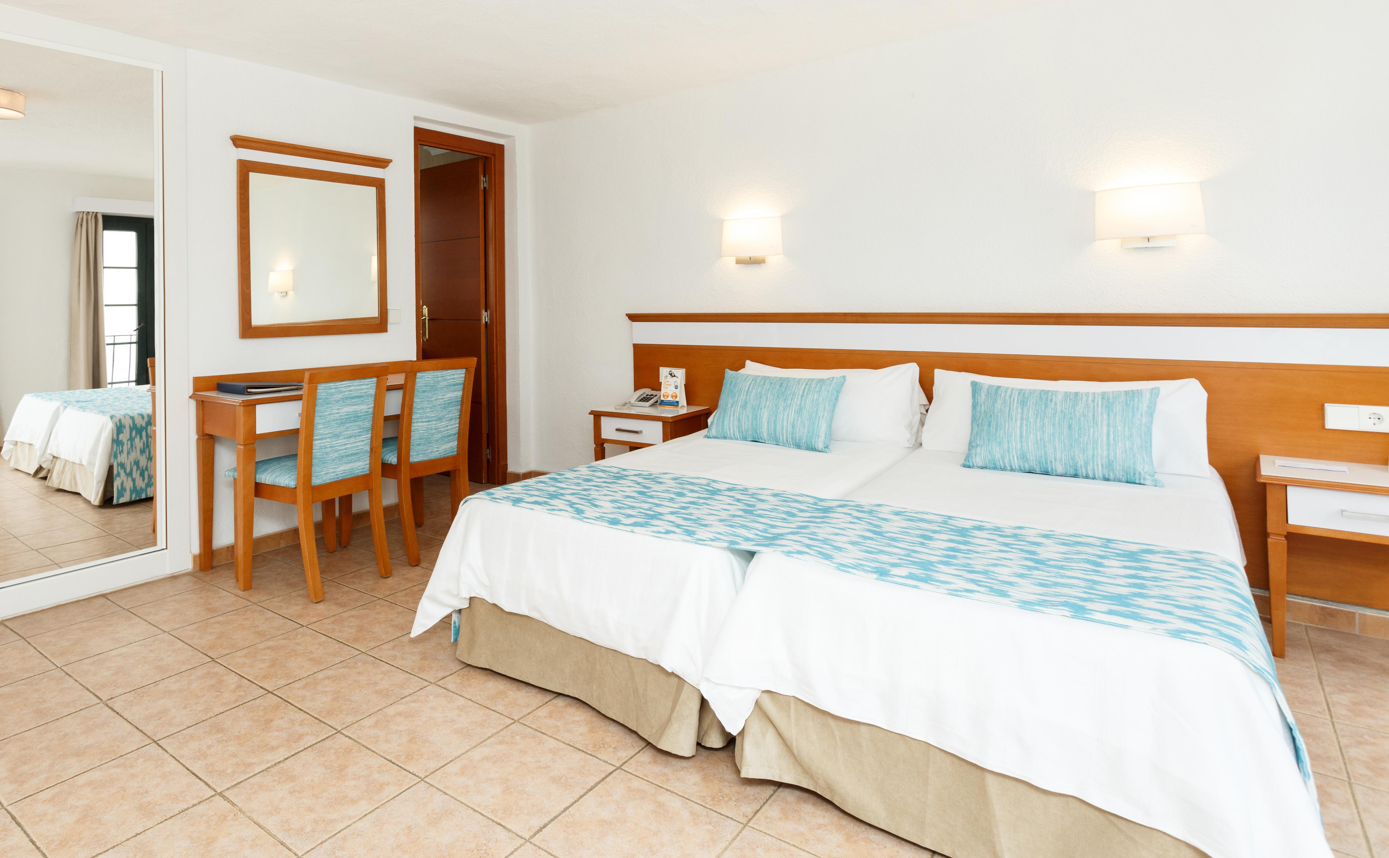 Globales Pueblo Andaluz Hotell San Pedro de Alcántara Exteriör bild