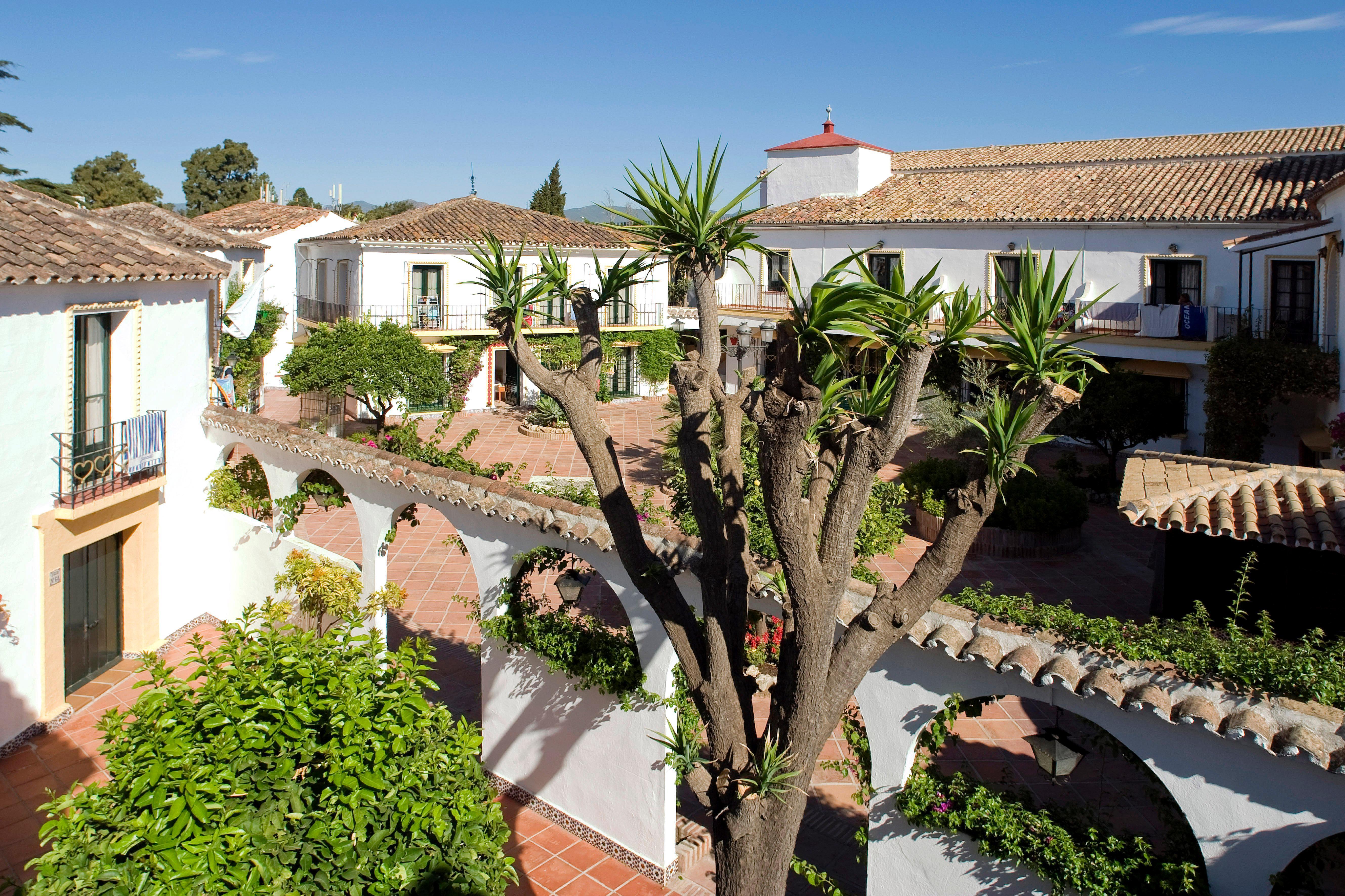 Globales Pueblo Andaluz Hotell San Pedro de Alcántara Exteriör bild