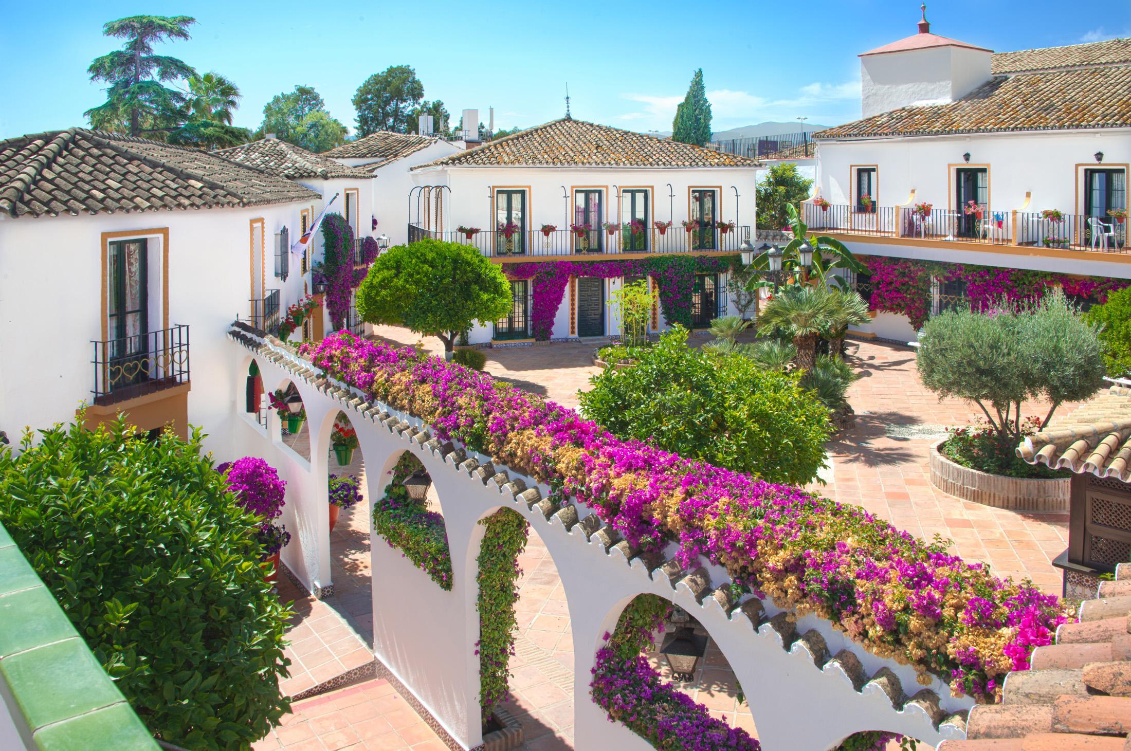 Globales Pueblo Andaluz Hotell San Pedro de Alcántara Exteriör bild